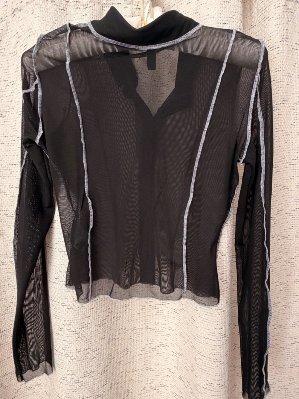 Stylish H&M divided Black Sheer Long-Sleeve Button-Down Top with Contrast Seams - Picture 2 of 4